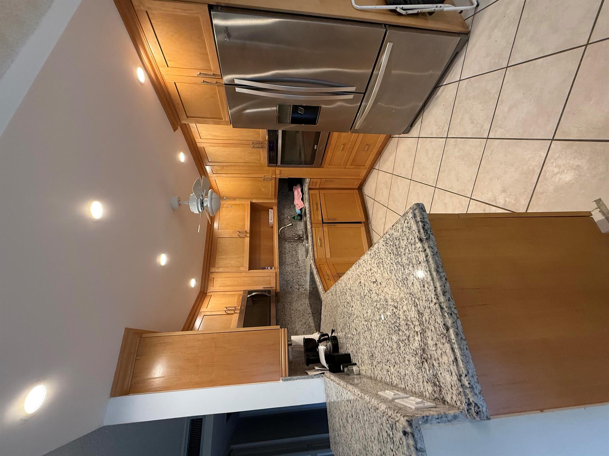 1046 Wolverton C Property Photo 1