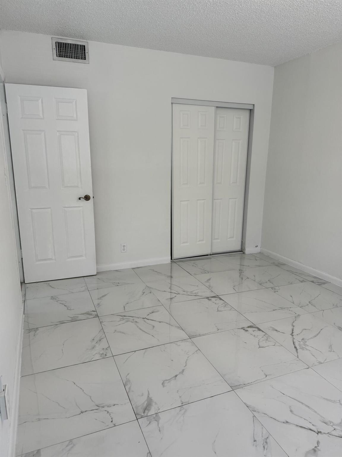 650 Sw 15th Avenue 0 Property Photo 13