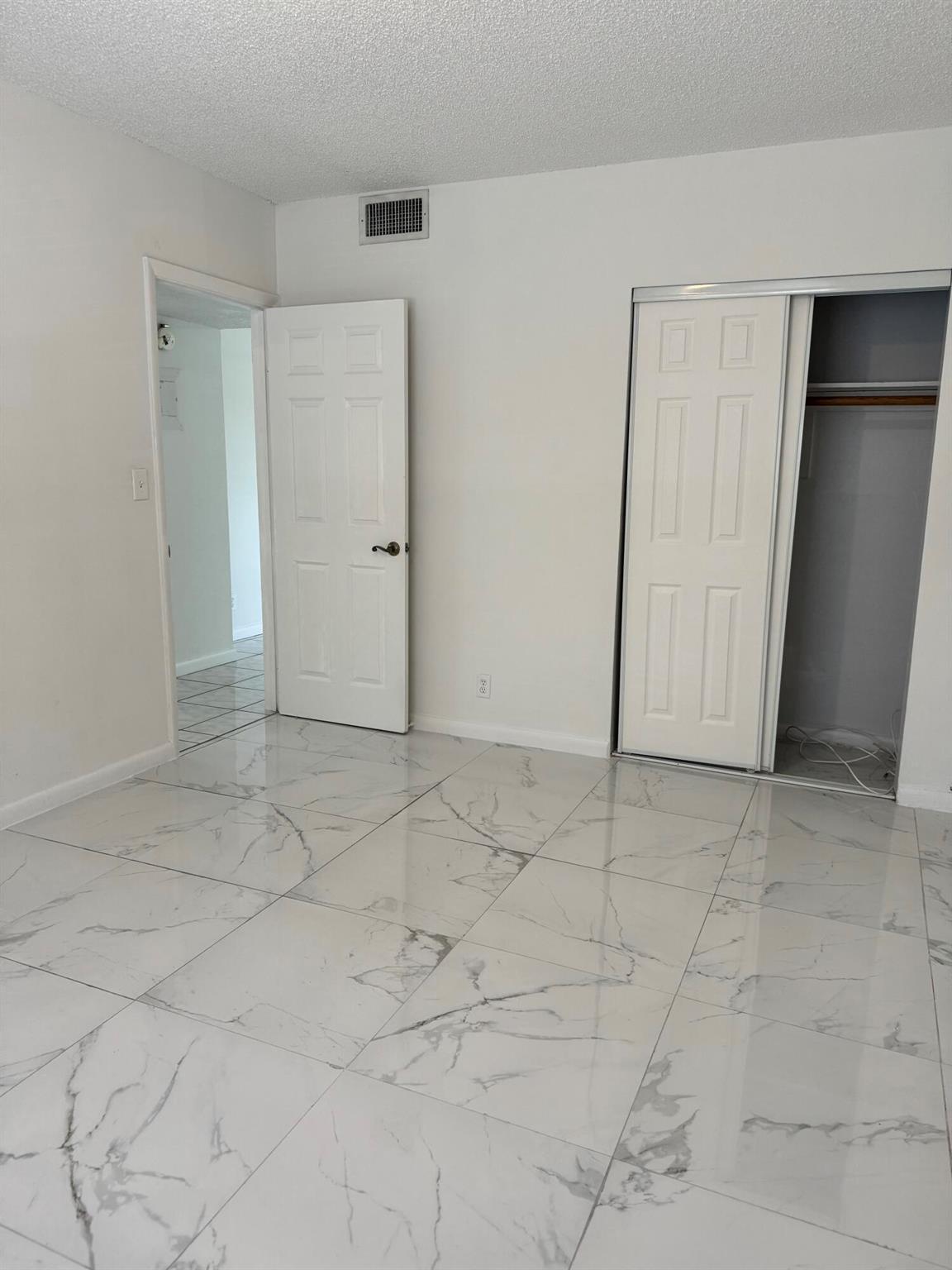 650 Sw 15th Avenue 0 Property Photo 15