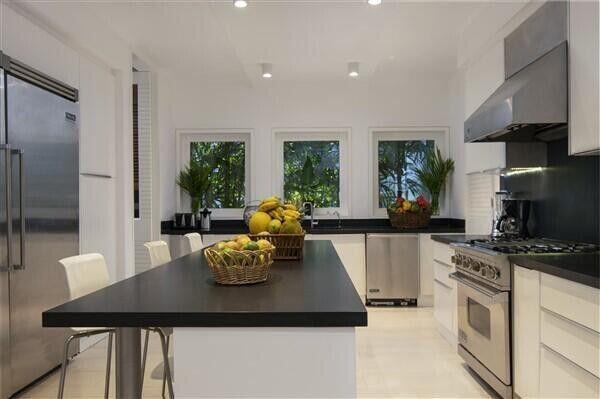 1 00 Property Photo 3