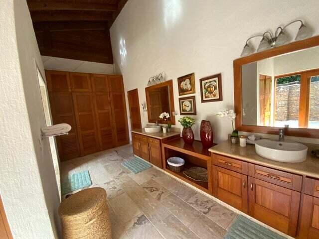 34 00 Property Photo 15