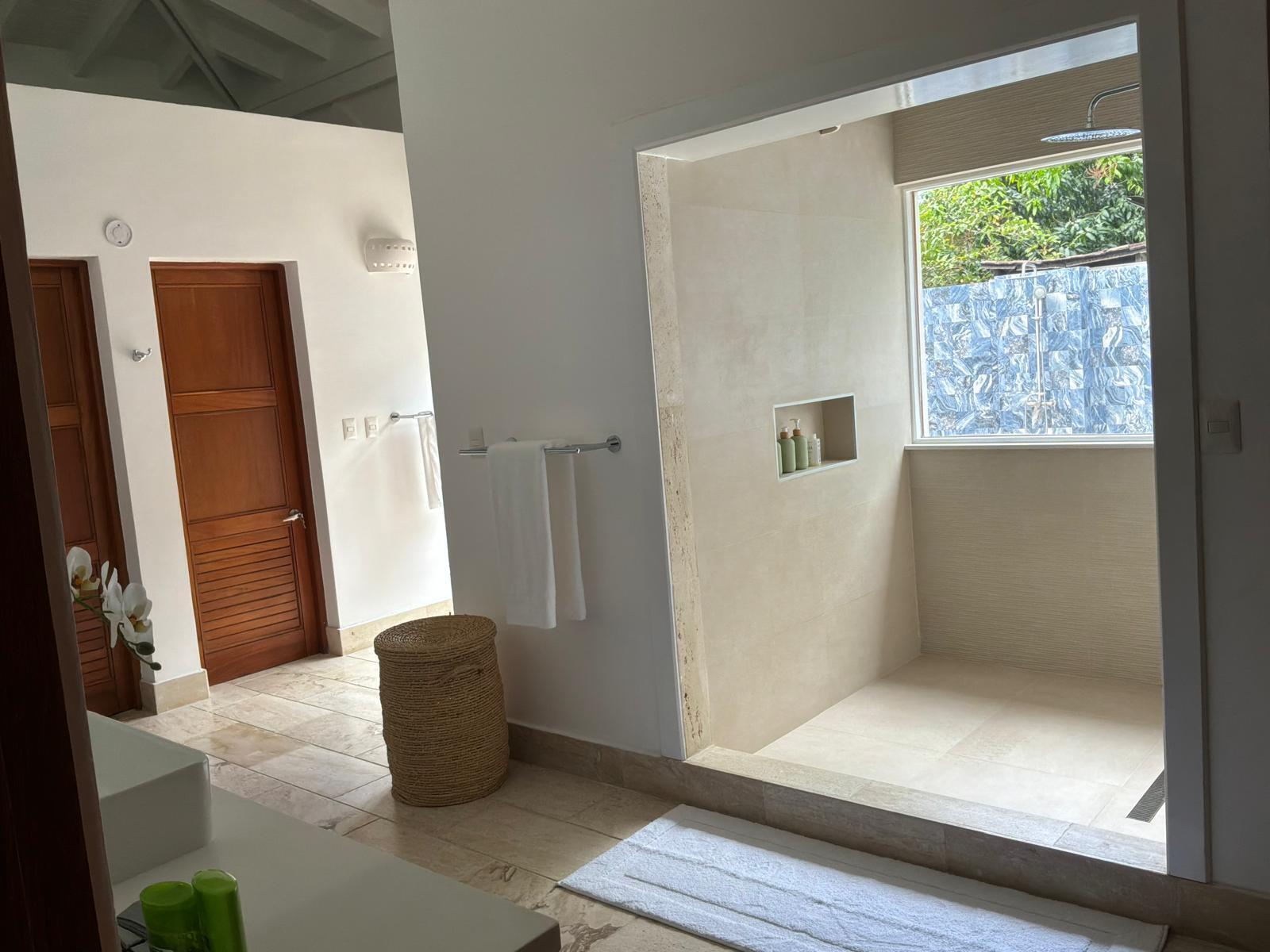 34 00 Property Photo 21