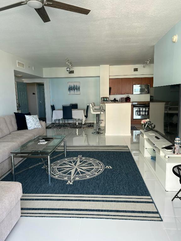 625 Casa Loma Boulevard #1209 Property Photo 8