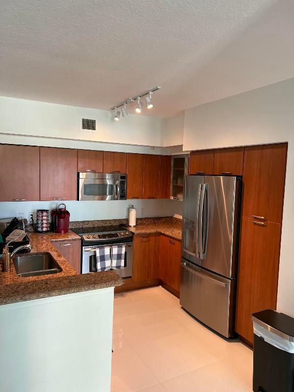 625 Casa Loma Boulevard #1209 Property Photo 9