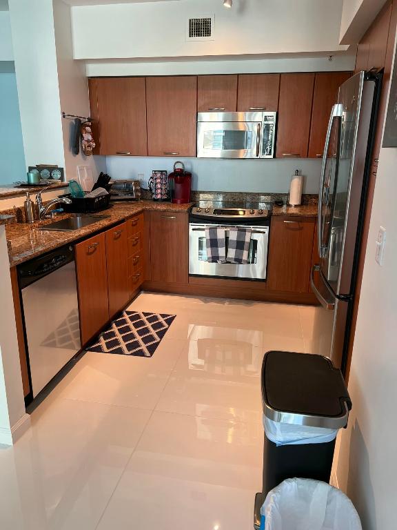 625 Casa Loma Boulevard #1209 Property Photo 10
