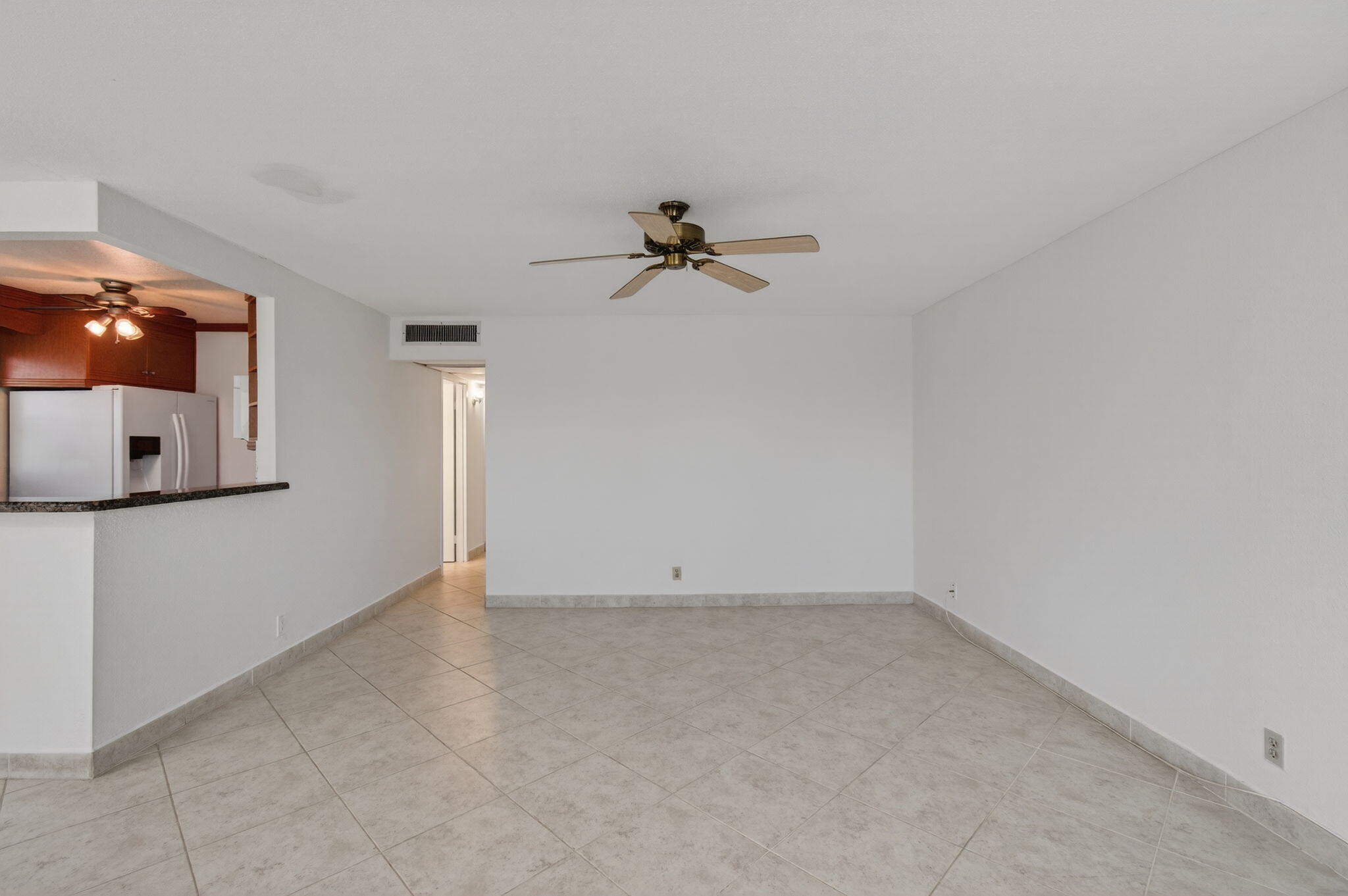 228 Brittany E Property Photo 6