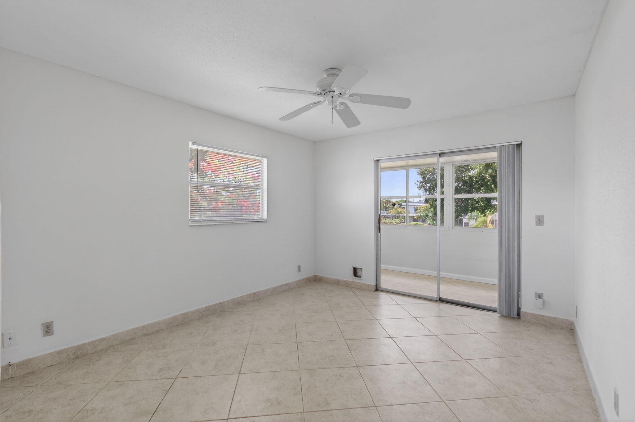 228 Brittany E Property Photo 17