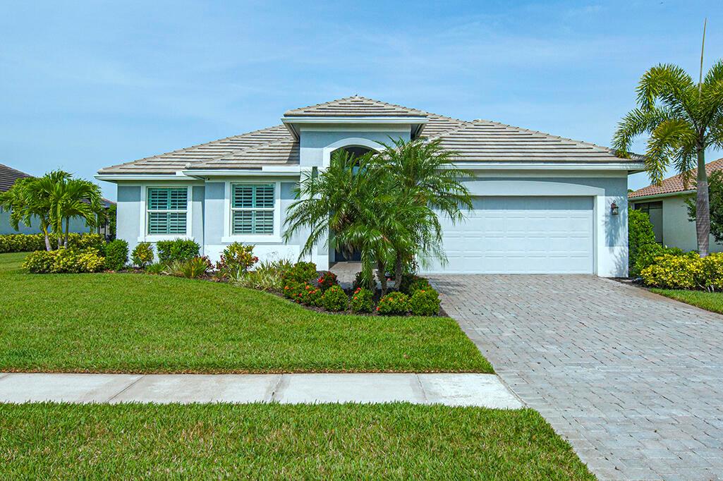 3165 Berkley Square Way Property Photo 1