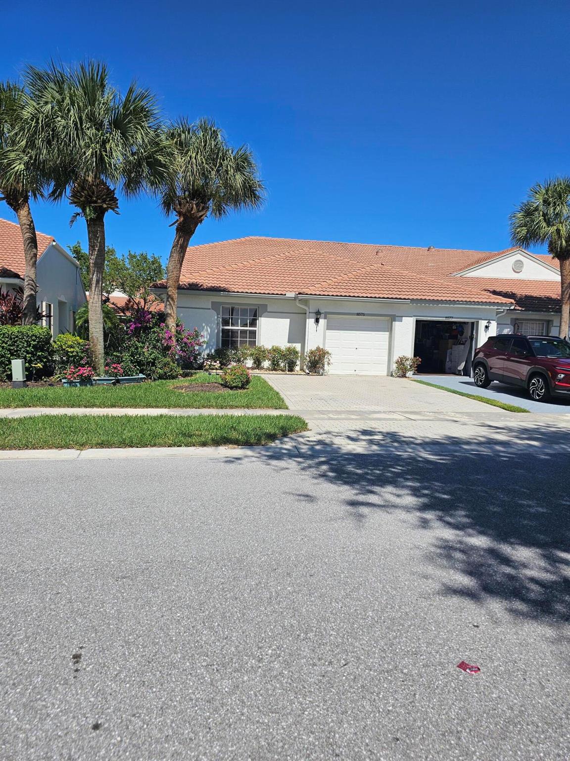 8575 Logia Circle Property Photo 1