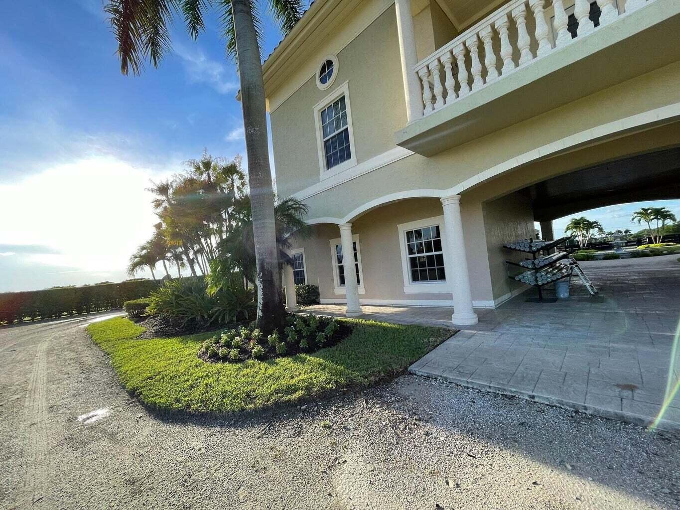 4591 South Road Property Photo 40