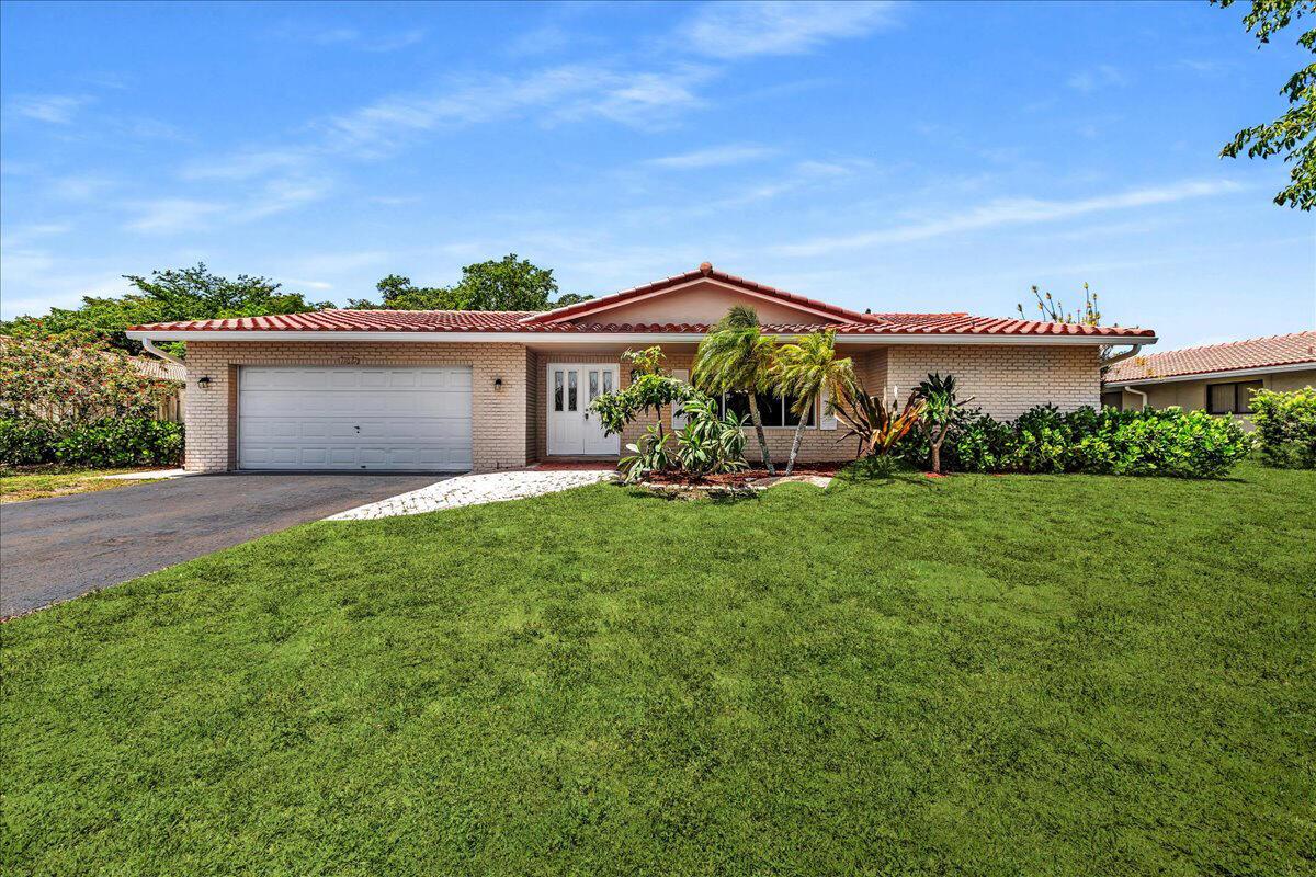 11061 Nw 45th Street Property Photo 1