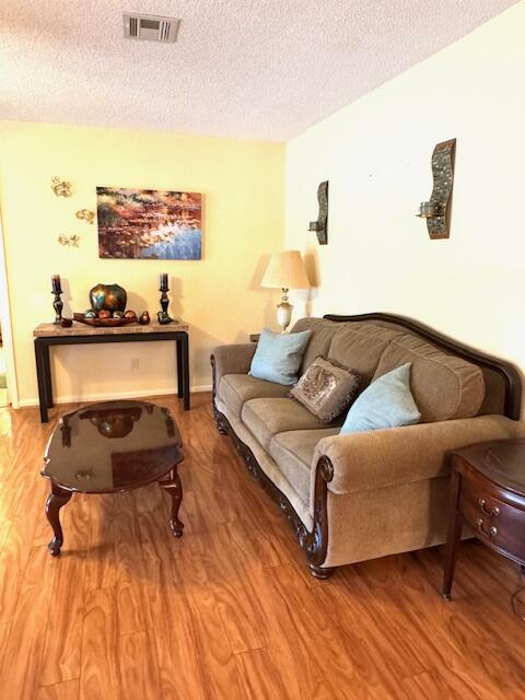 1023 Pheasant Run Drive A Property Photo 5