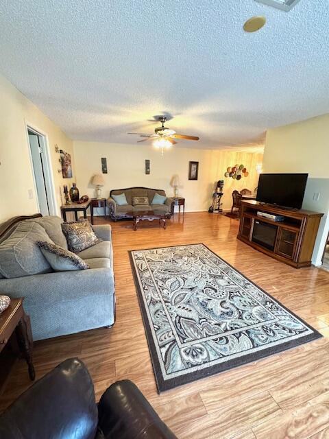 1023 Pheasant Run Drive A Property Photo 7