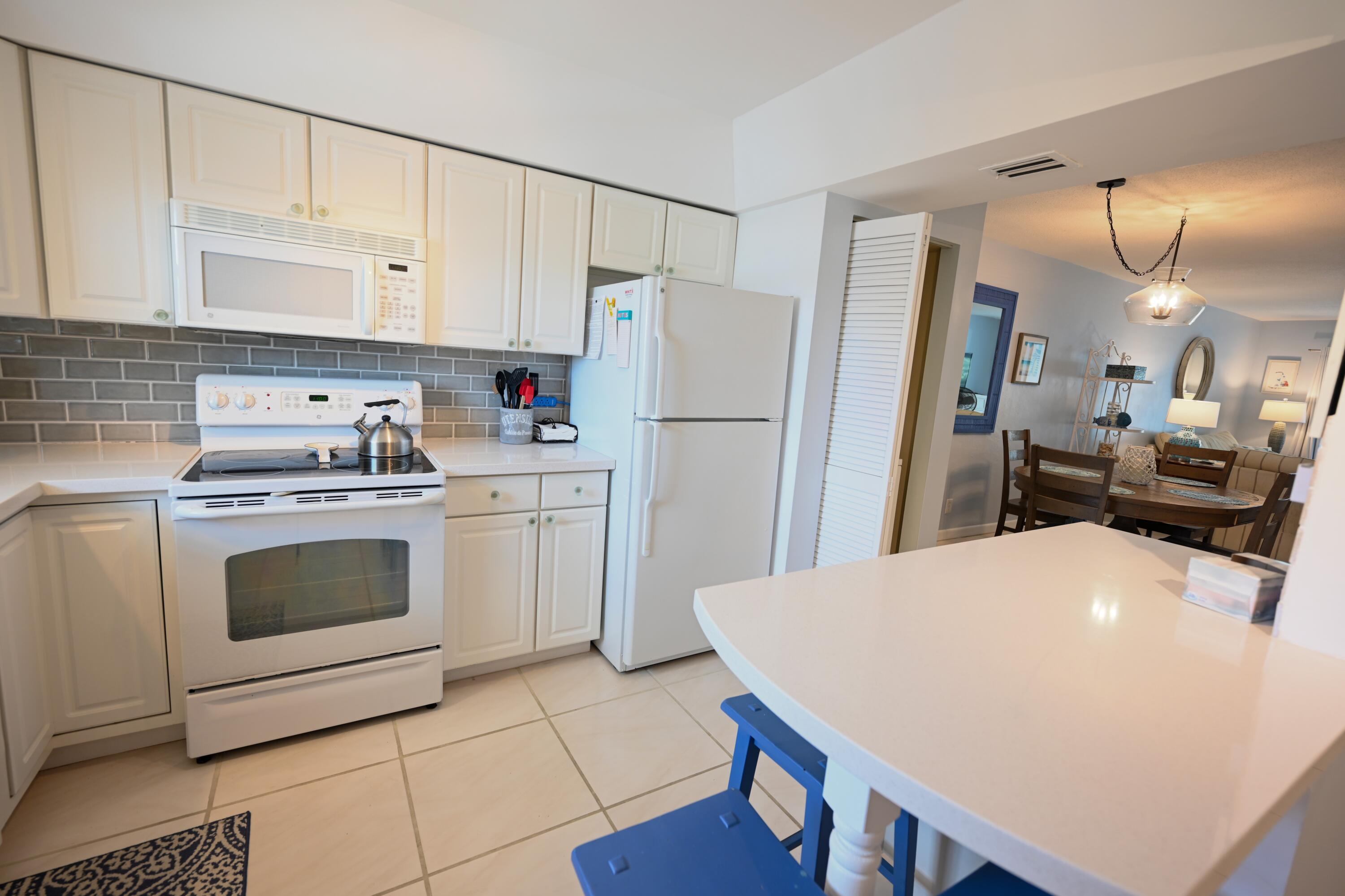 1700 S Ocean Boulevard 14 Property Photo 8