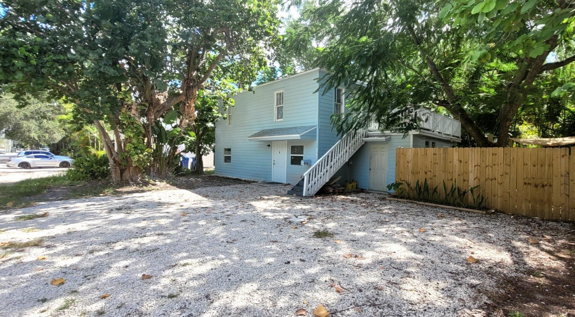 104 Ne 5th Street Property Photo 1