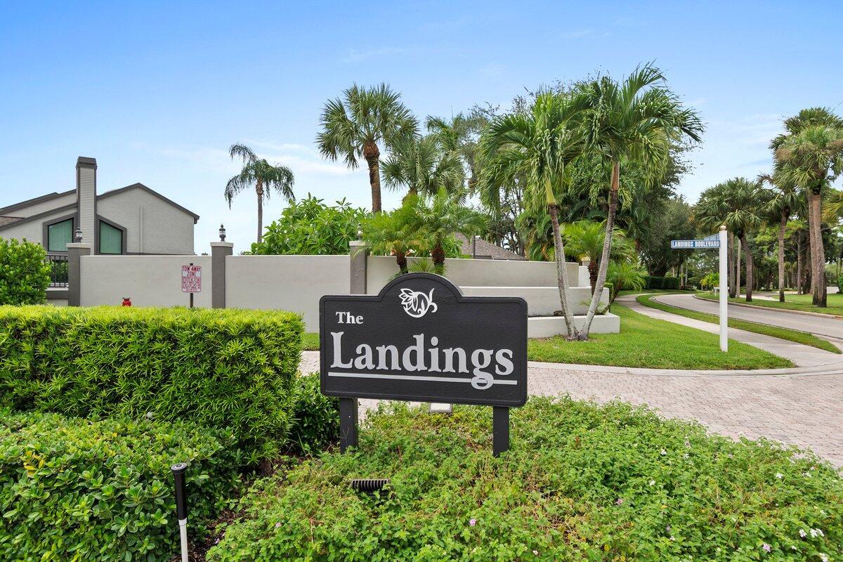 111 Landings Boulevard Property Photo 1