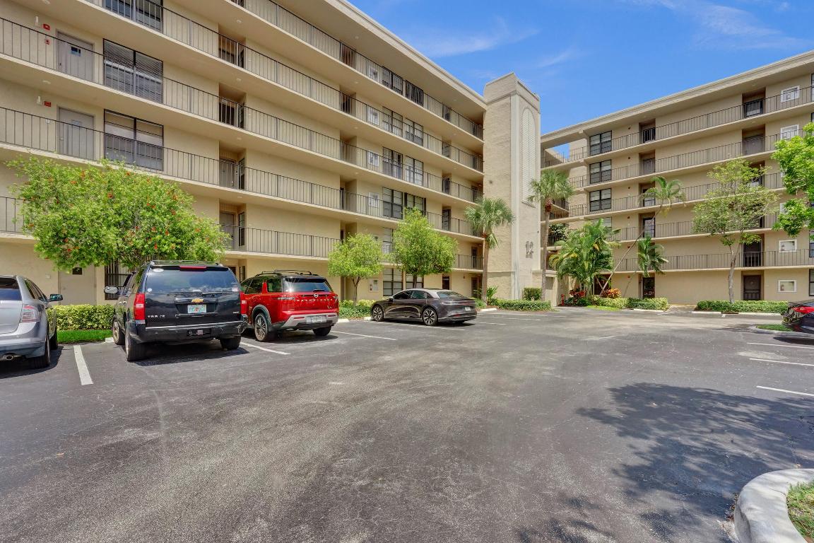 12 Royal Palm Way 6020 Property Photo 44