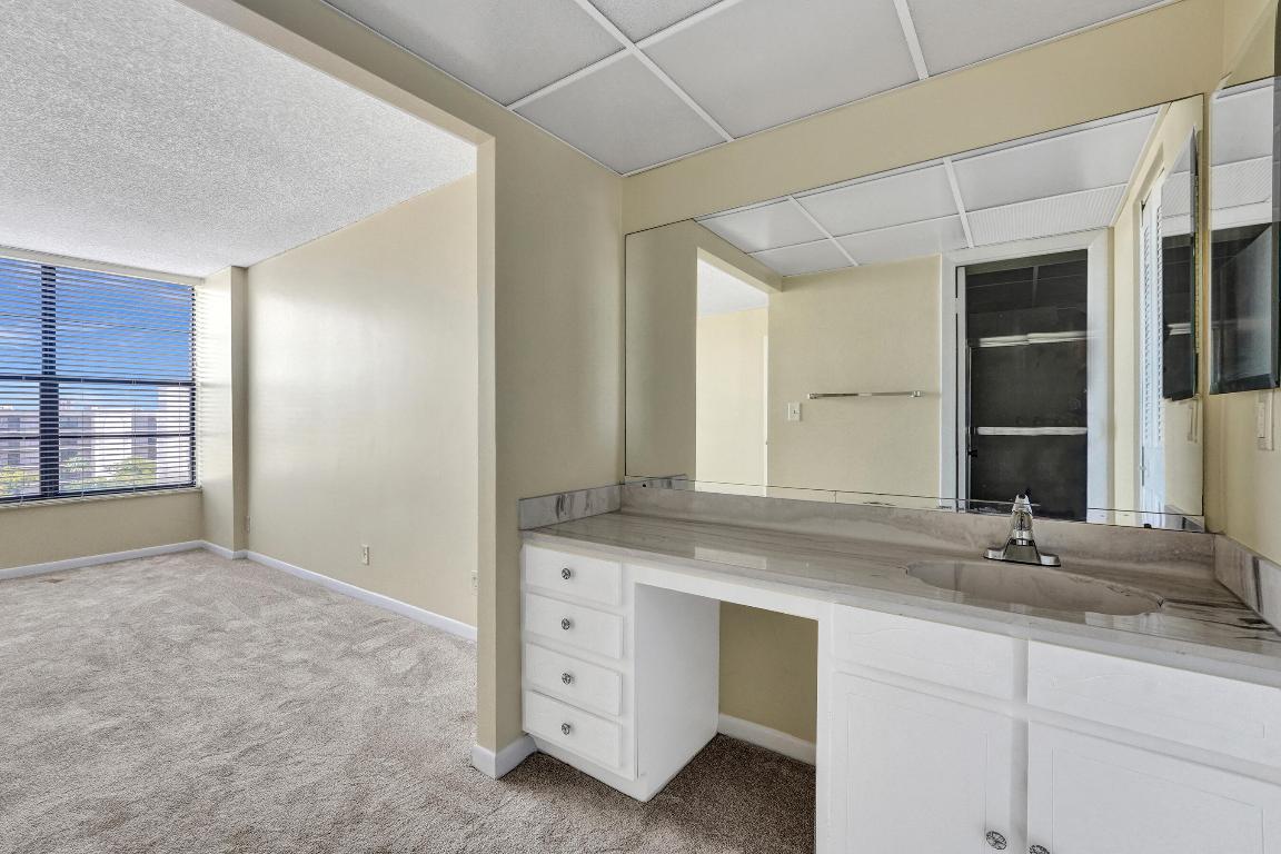 12 Royal Palm Way 6020 Property Photo 70