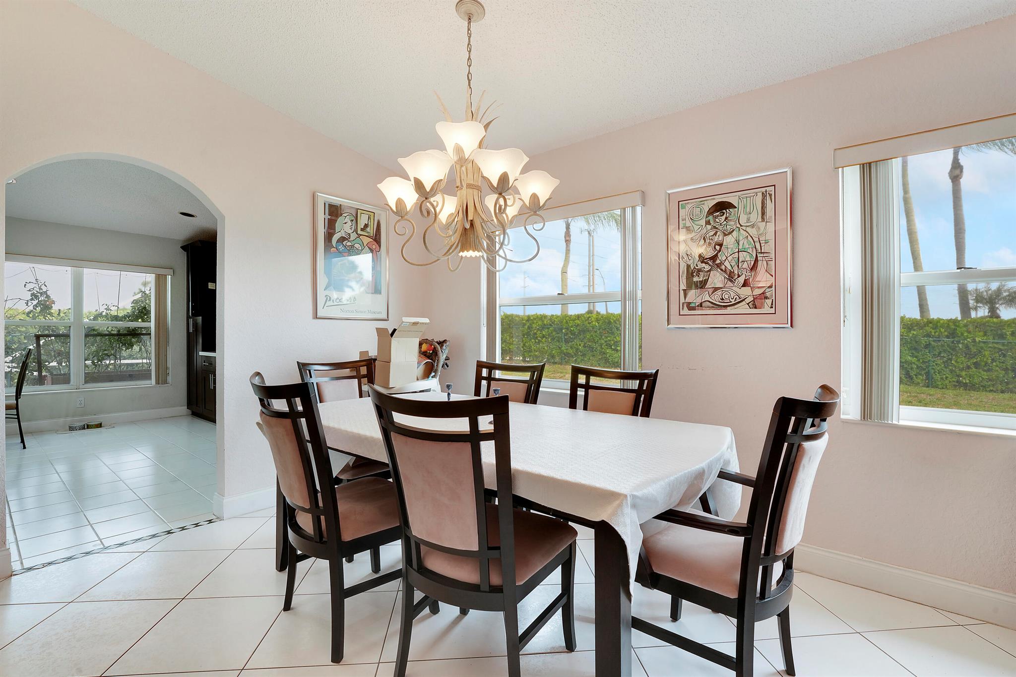 18360 Coral Isles Drive Property Photo 9