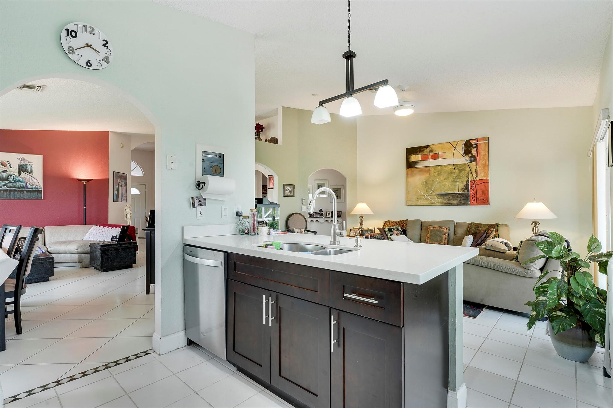 18360 Coral Isles Drive Property Photo 11