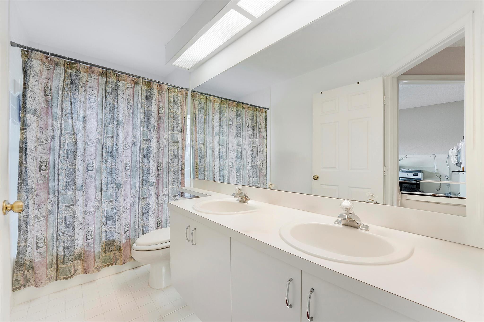 18360 Coral Isles Drive Property Photo 19