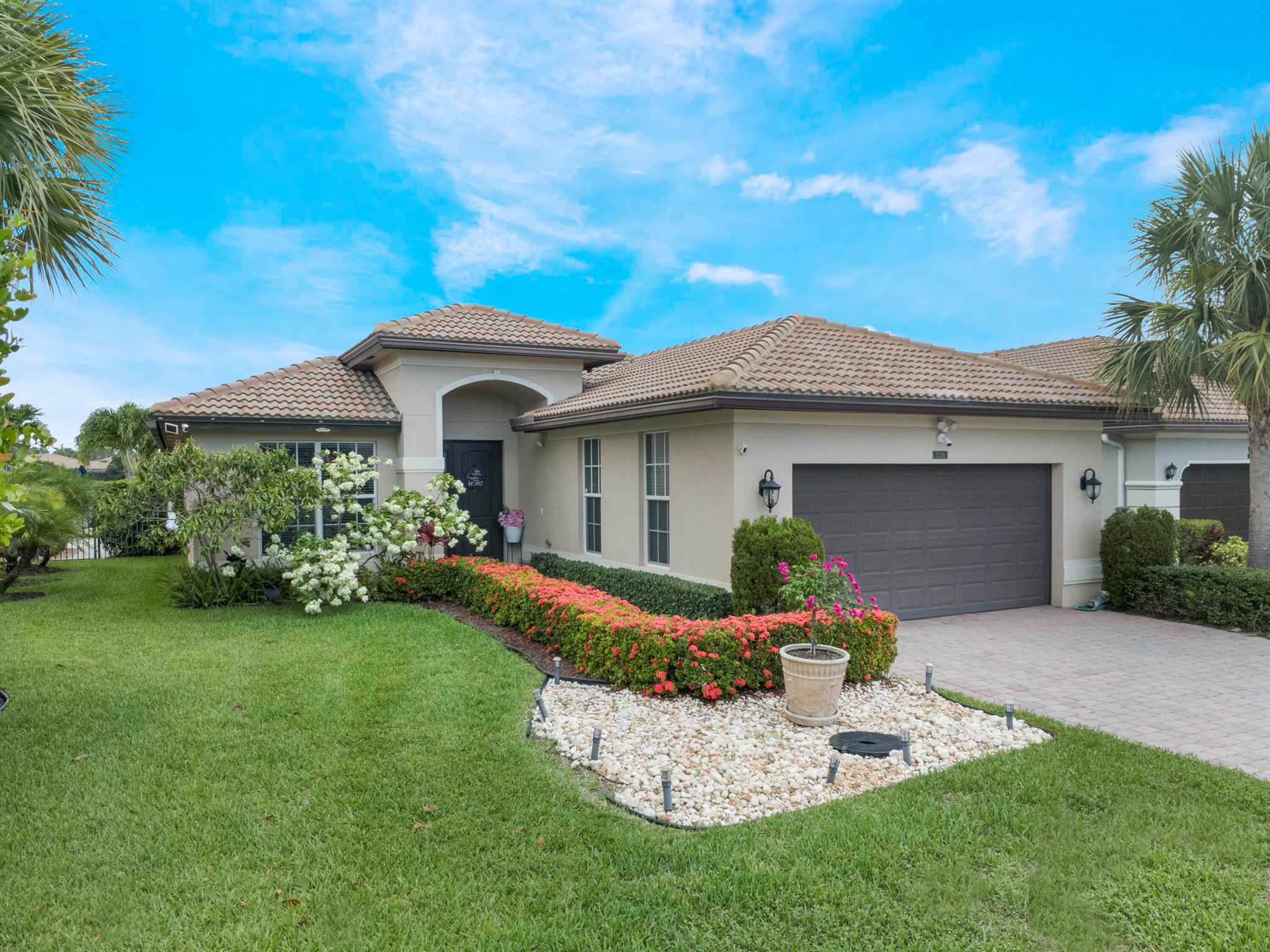 7139 Prudencia Drive Property Photo 1