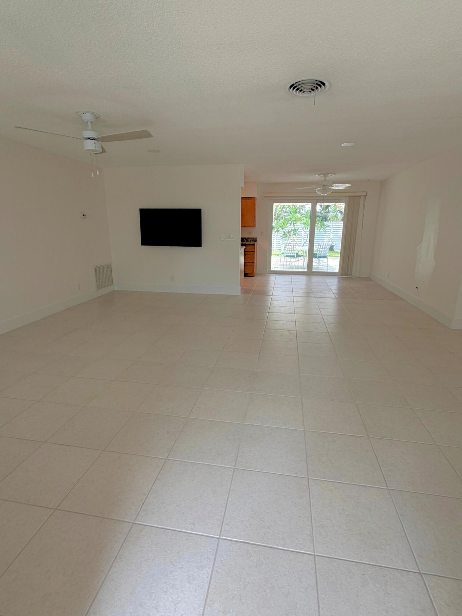 1260 Manor Drive Property Photo 20