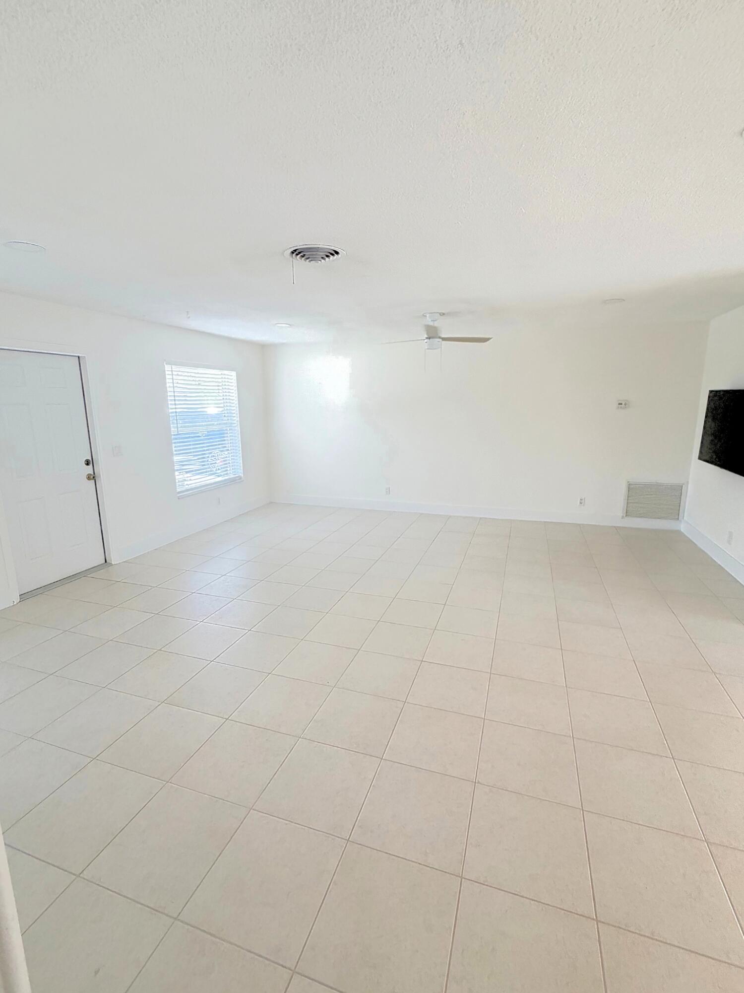 1260 Manor Drive Property Photo 31