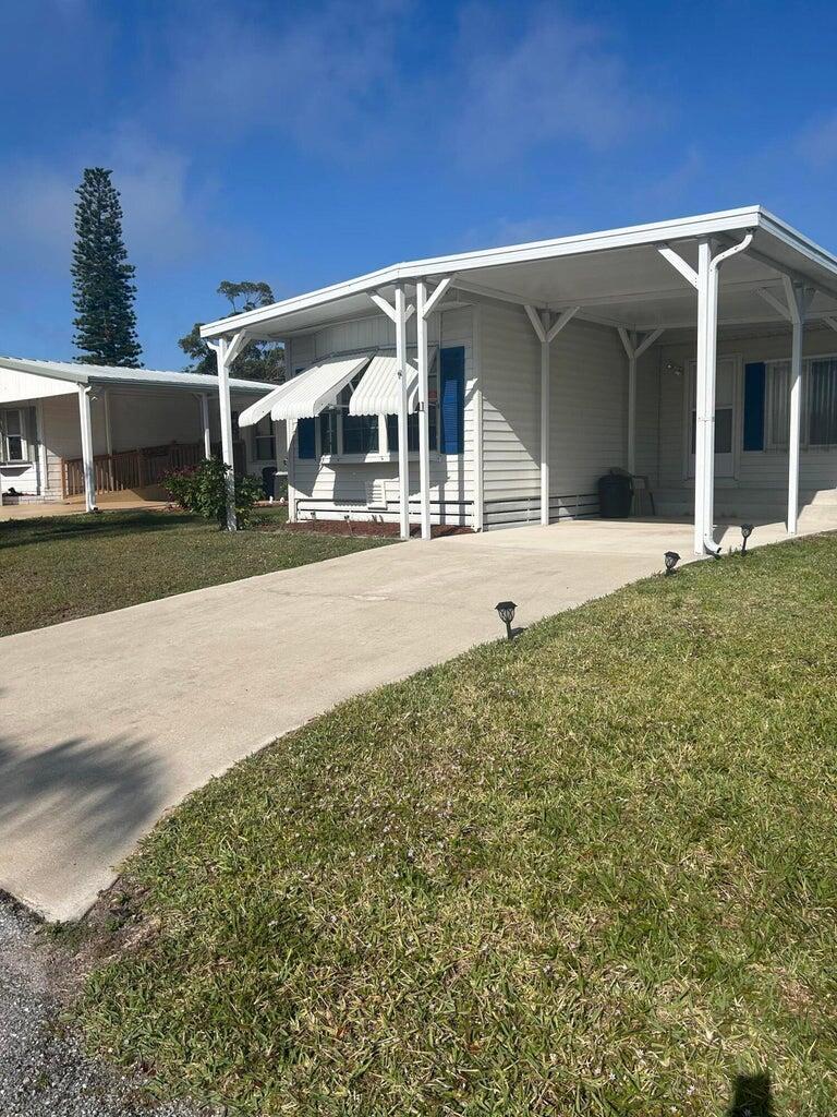 11 Del Sol Property Photo