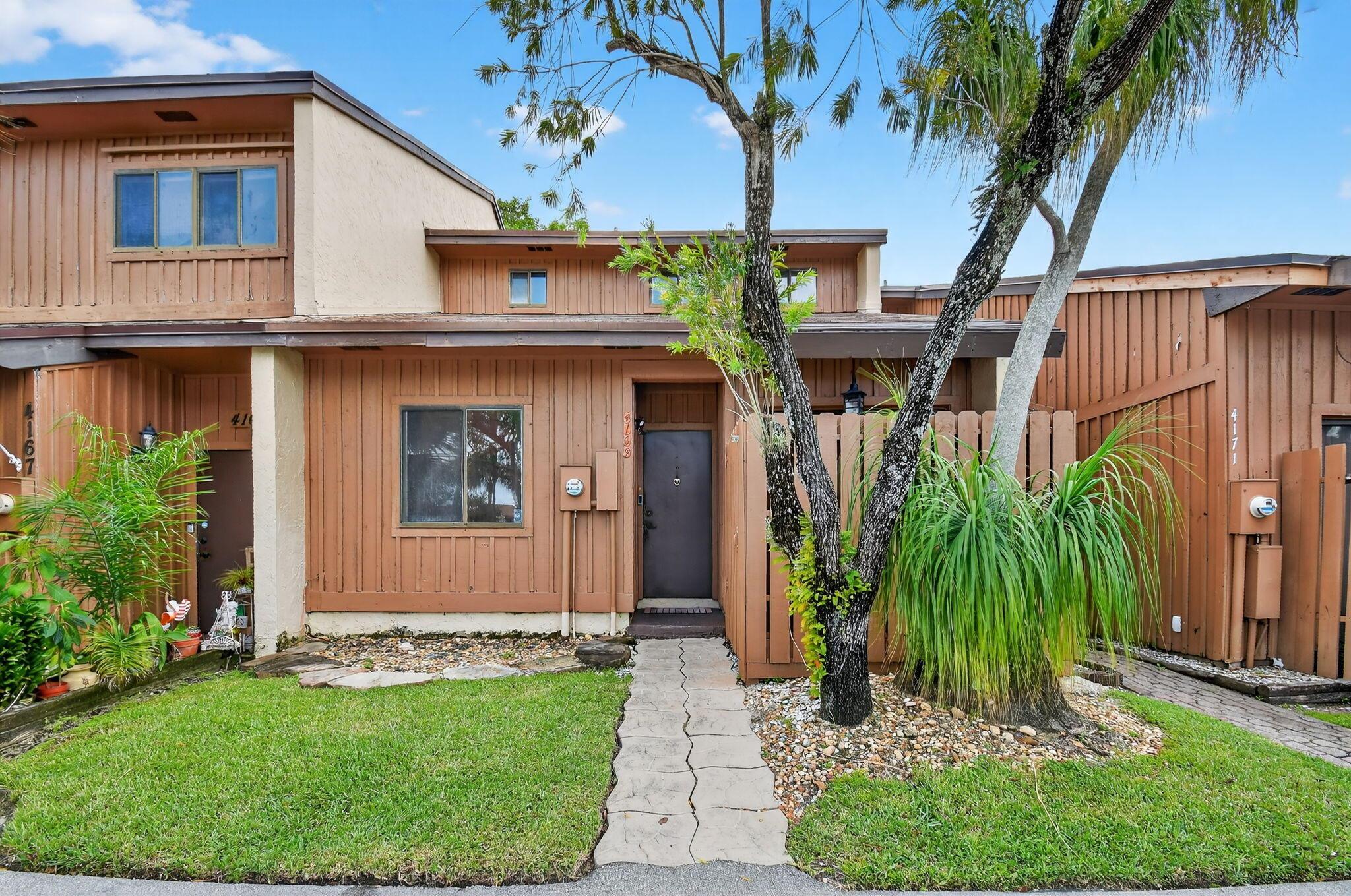 4169 S Pine Island Road Property Photo 1