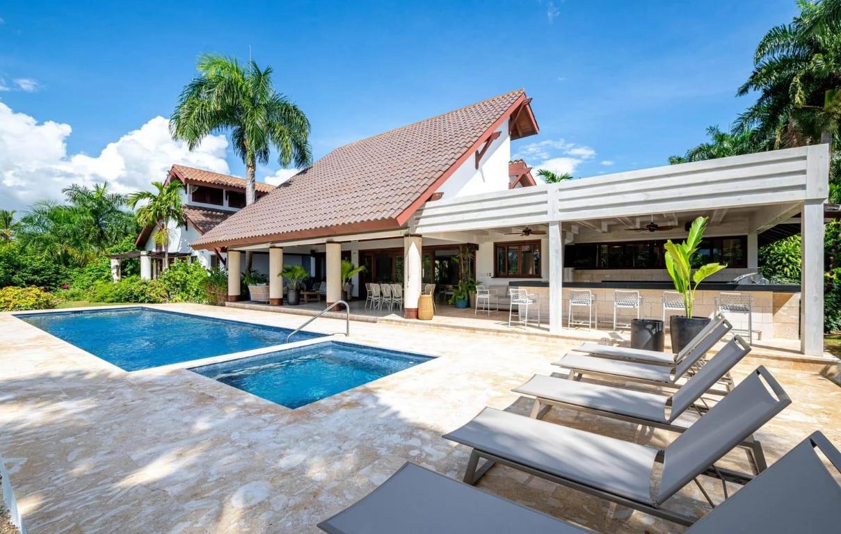 2 00 Property Photo 1