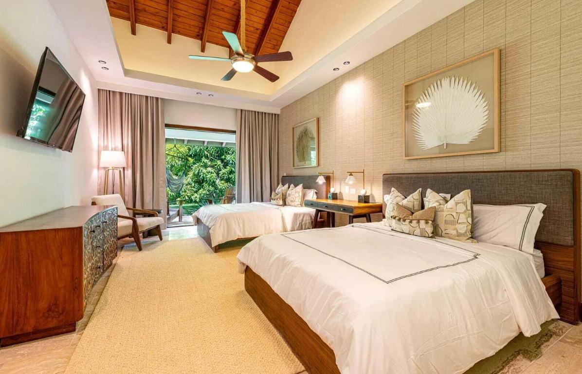 2 00 Property Photo 14