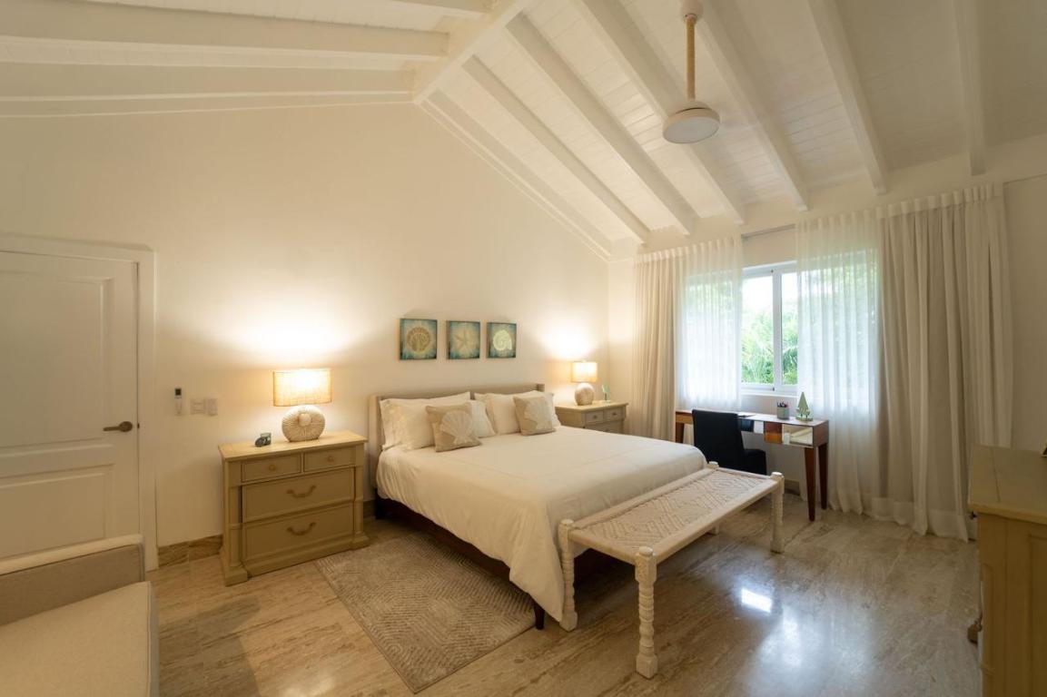 33 00 Property Photo 15