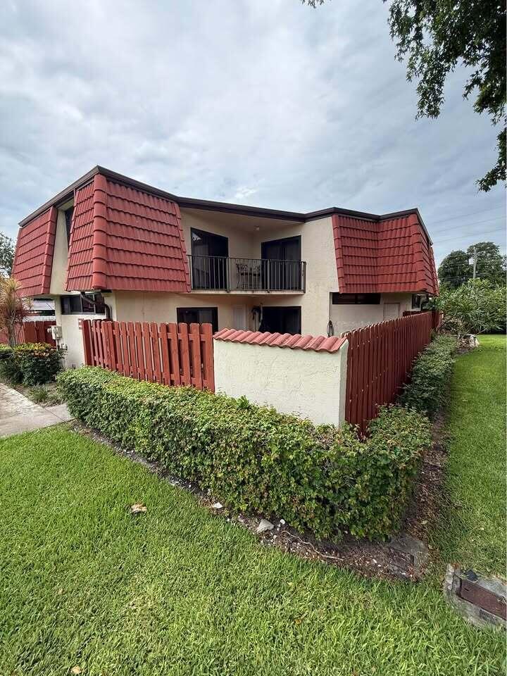 3830 Victoria Drive Property Photo 1