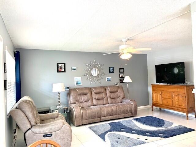 106 Hastings G Property Photo 1