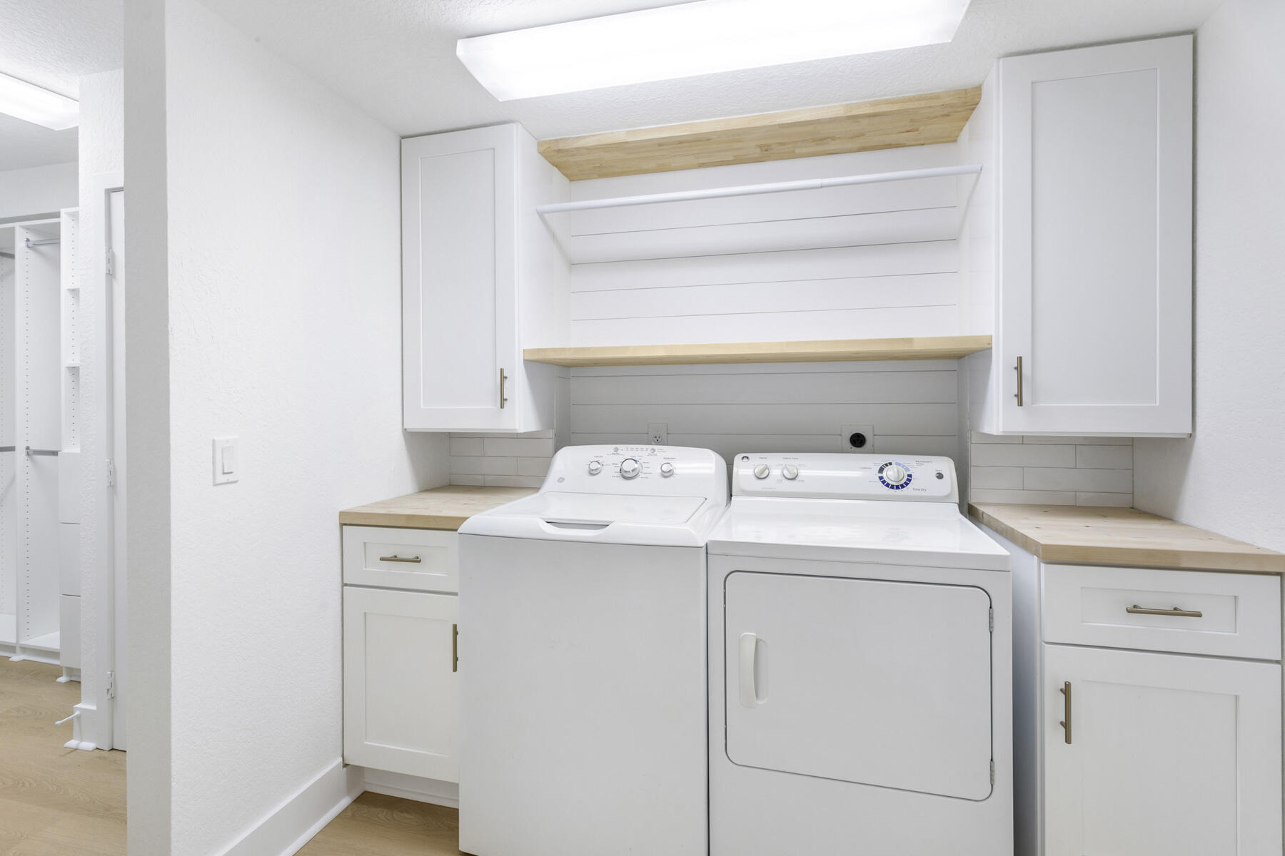 601 Seafarer Circle 101 Property Photo 15