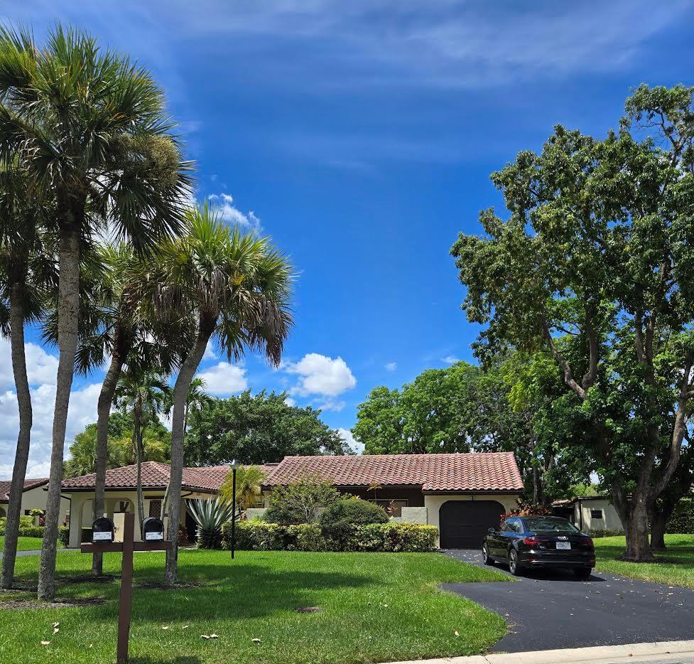 21959 Arriba Real 22-b Property Photo 1