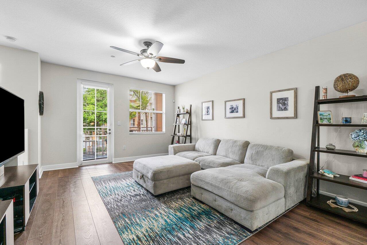 410 SW 13th Avenue