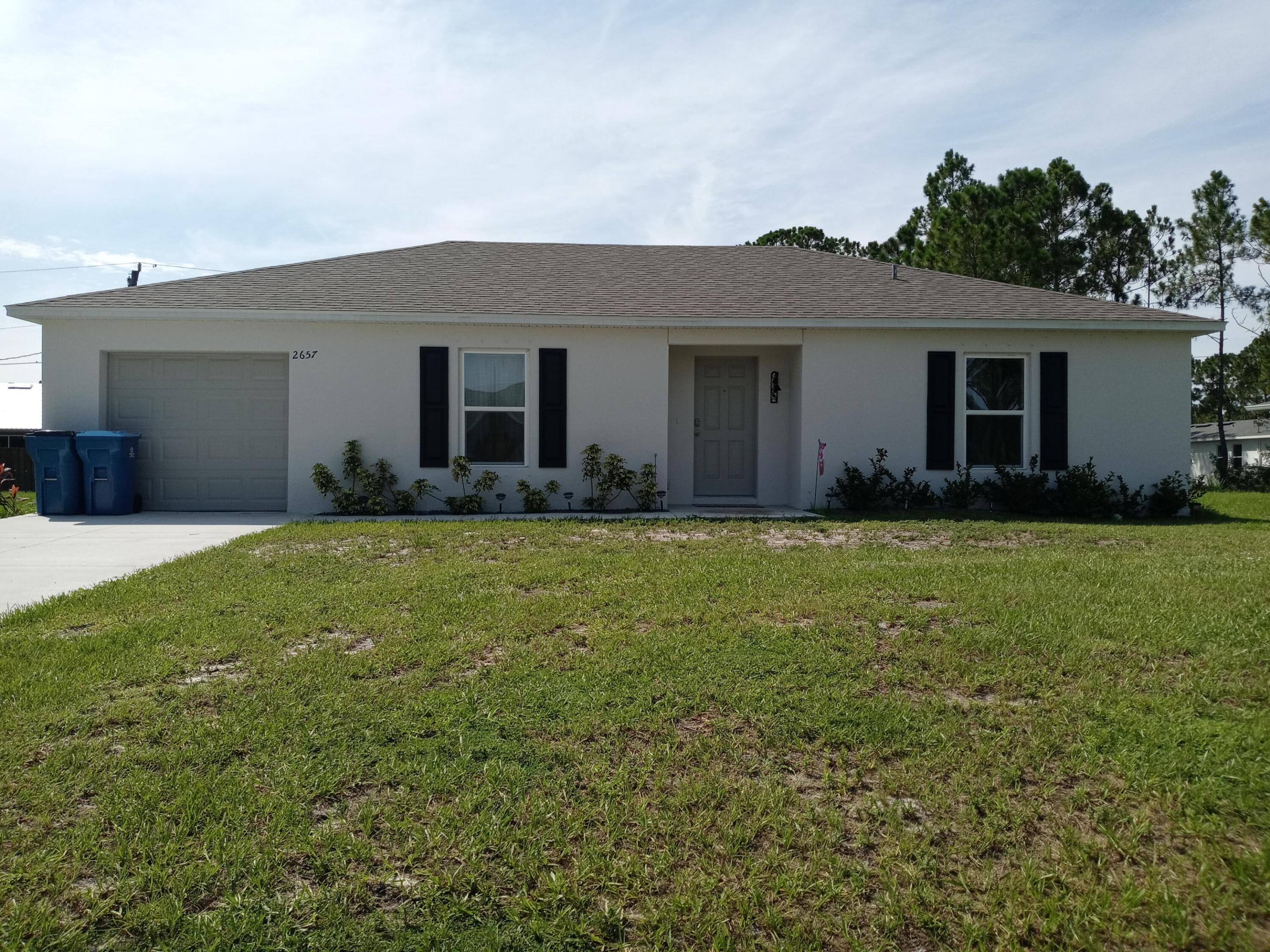2657 Foster Road Se Property Photo 1