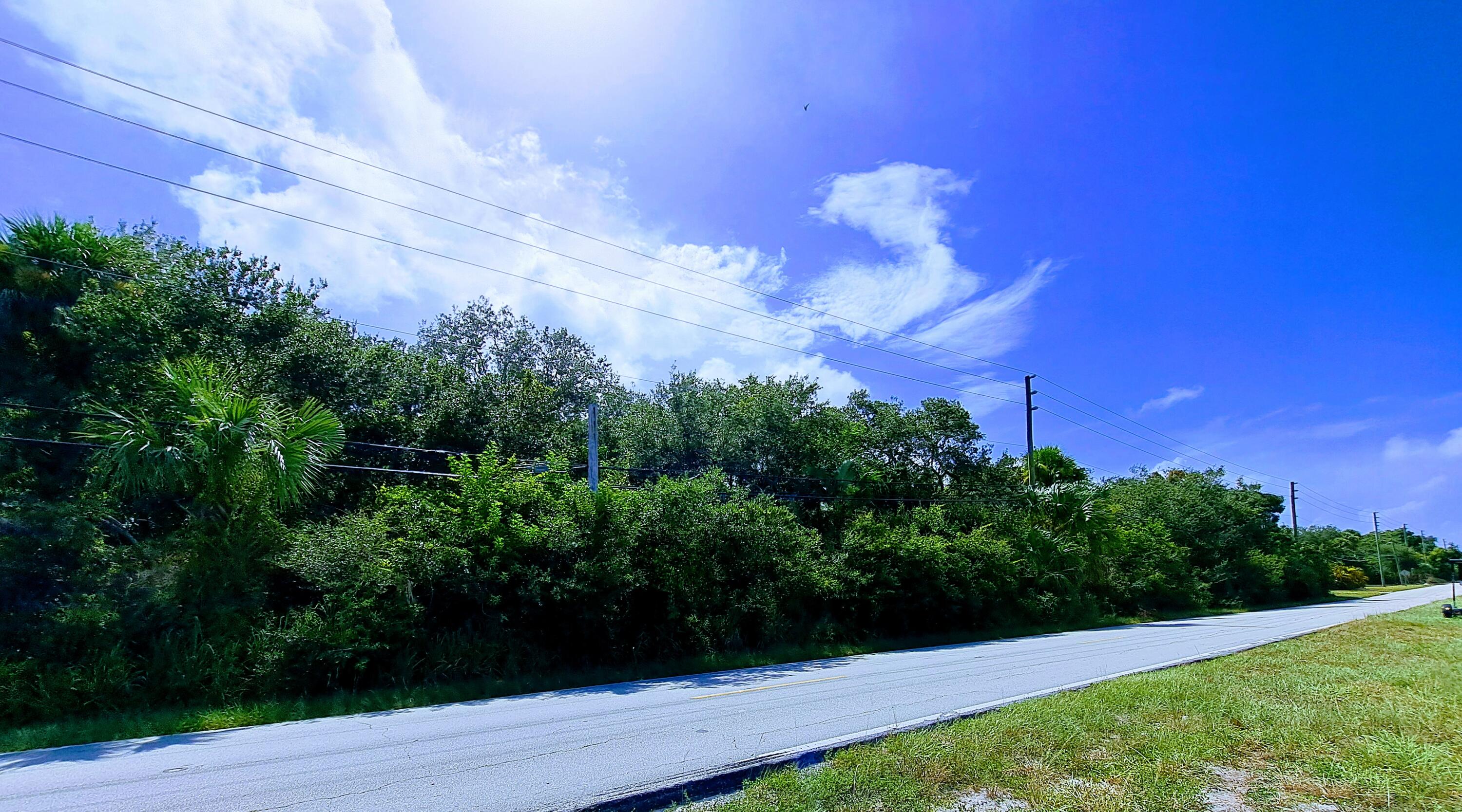 R11110284 Property Photo 3