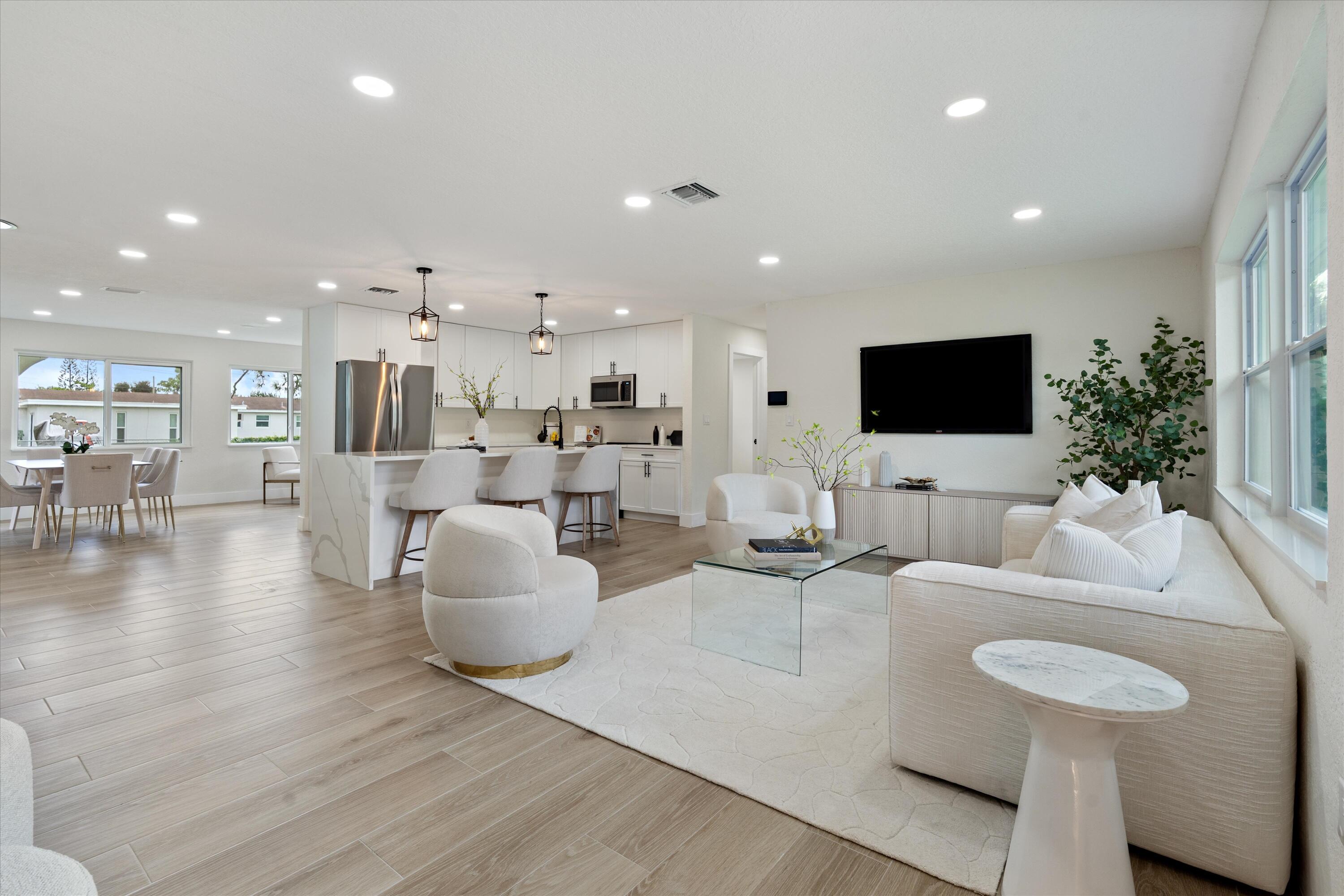 930 Rutherford Lane Property Photo 1