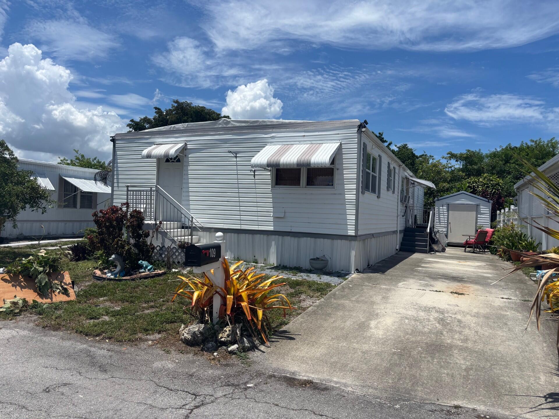 109 Nw 50th Street Property Photo 1