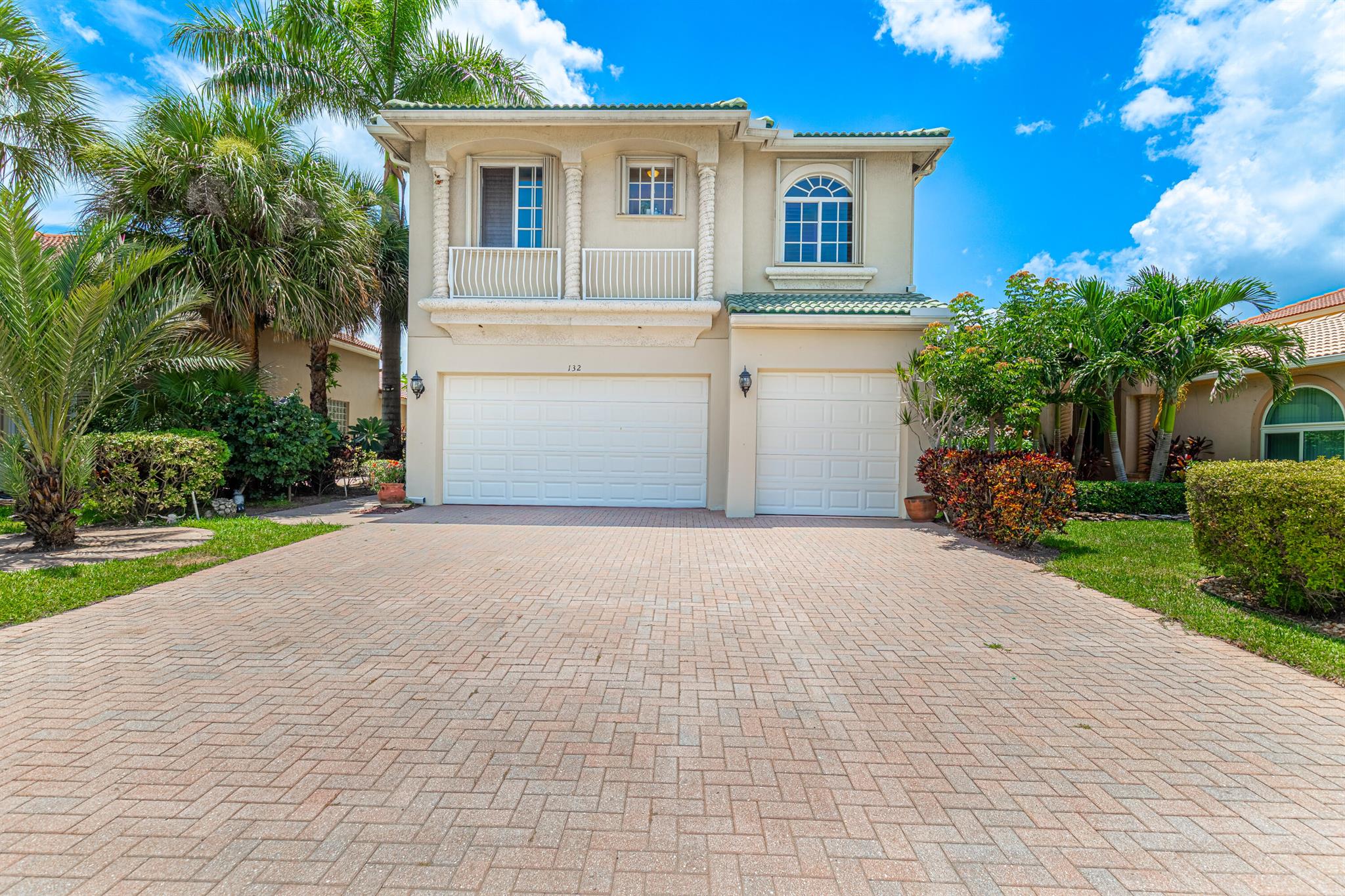 132 Catania Way Property Photo 1