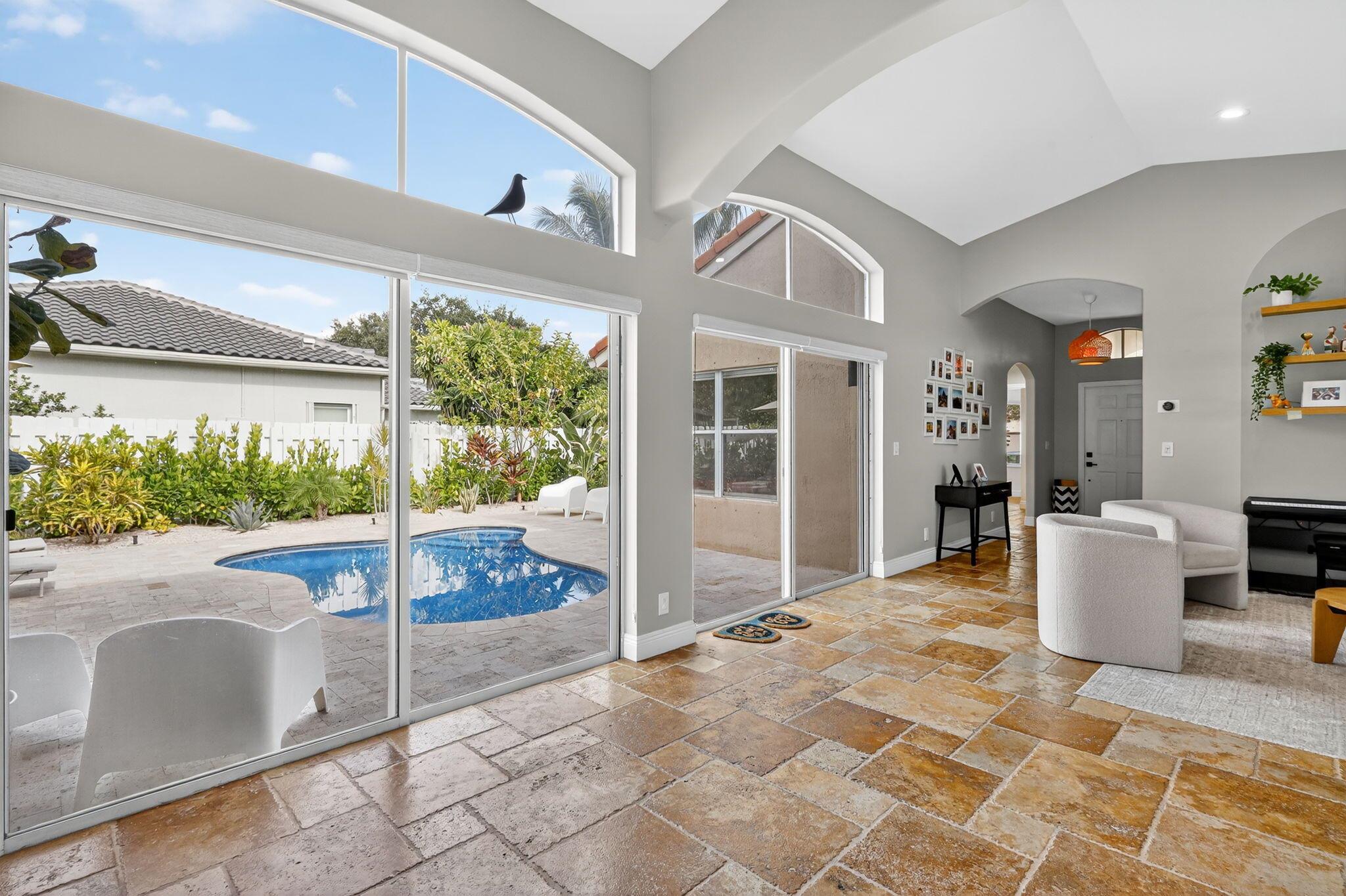 5381 Oakmont Village Circle Property Photo 1