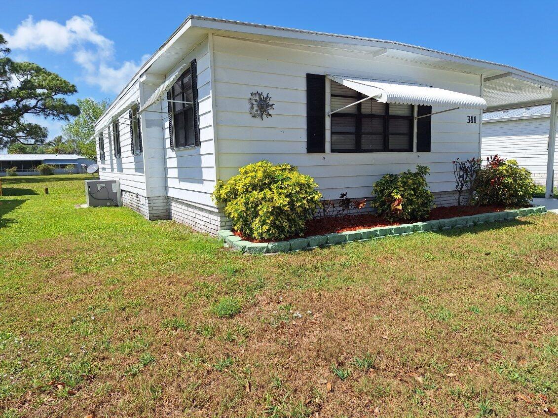 R11111809 Property Photo 1