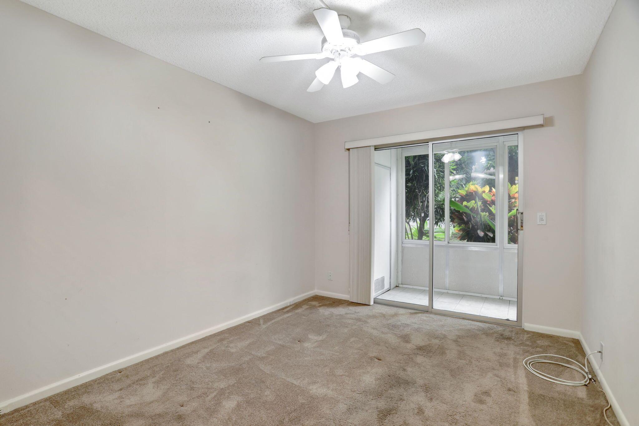 94 Newport F F Property Photo 3