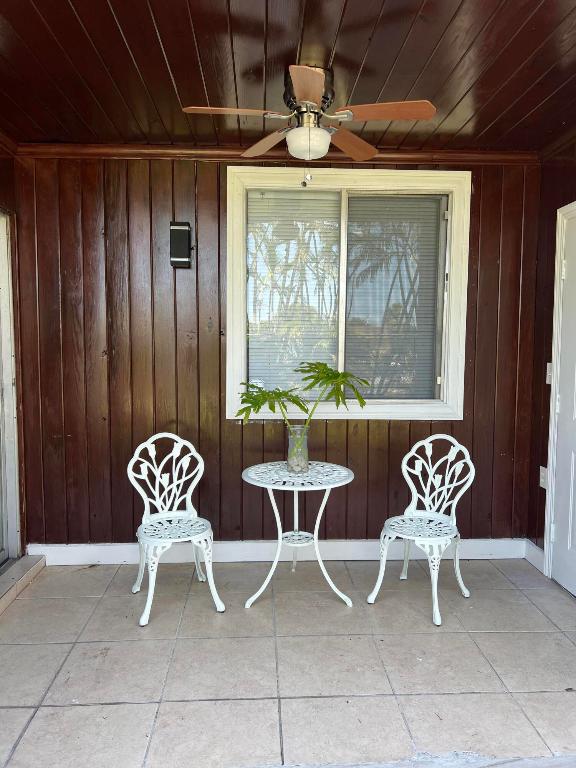 6034 Fores Hill Blvd 101 Property Photo 8