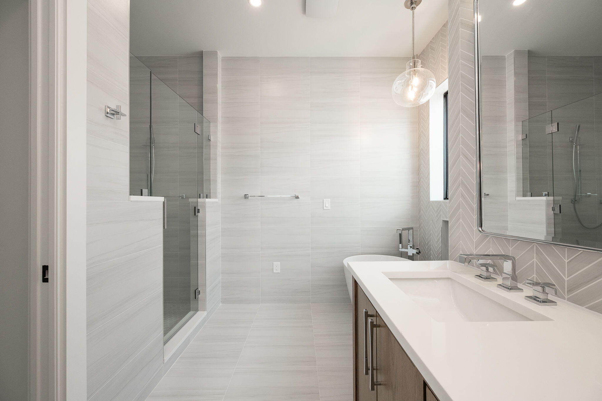 231 E Shore Drive Unit 2 Property Photo 28