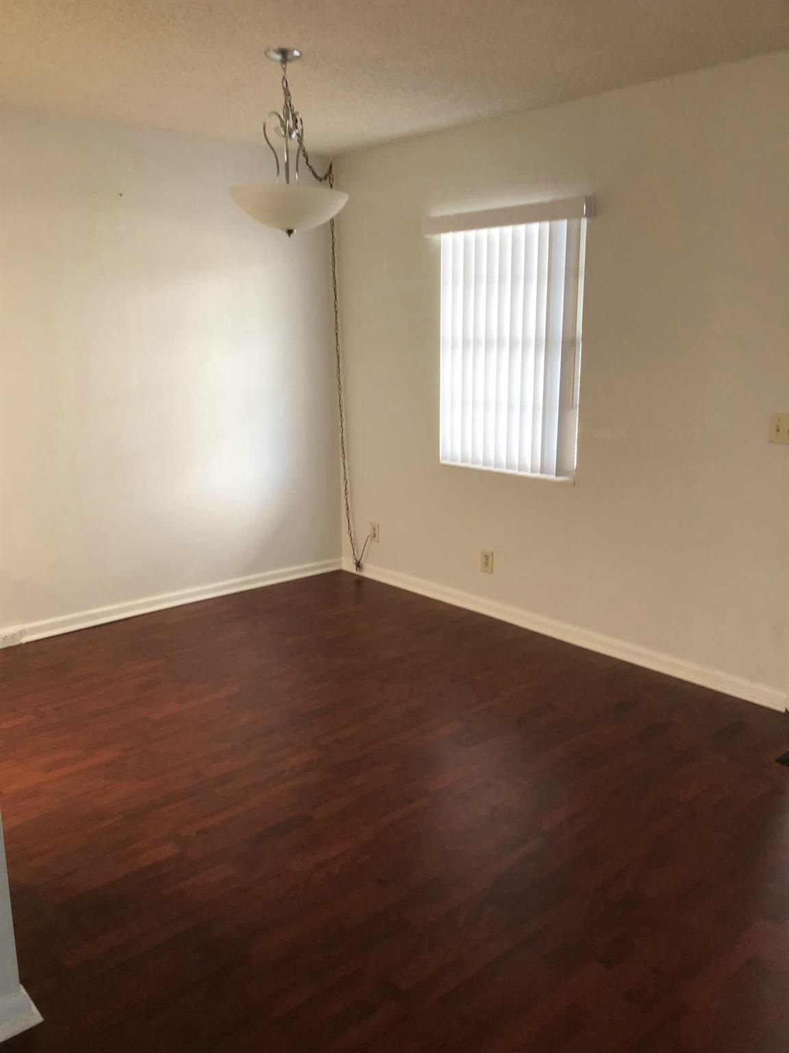 3085 Cornwall E Property Photo 4