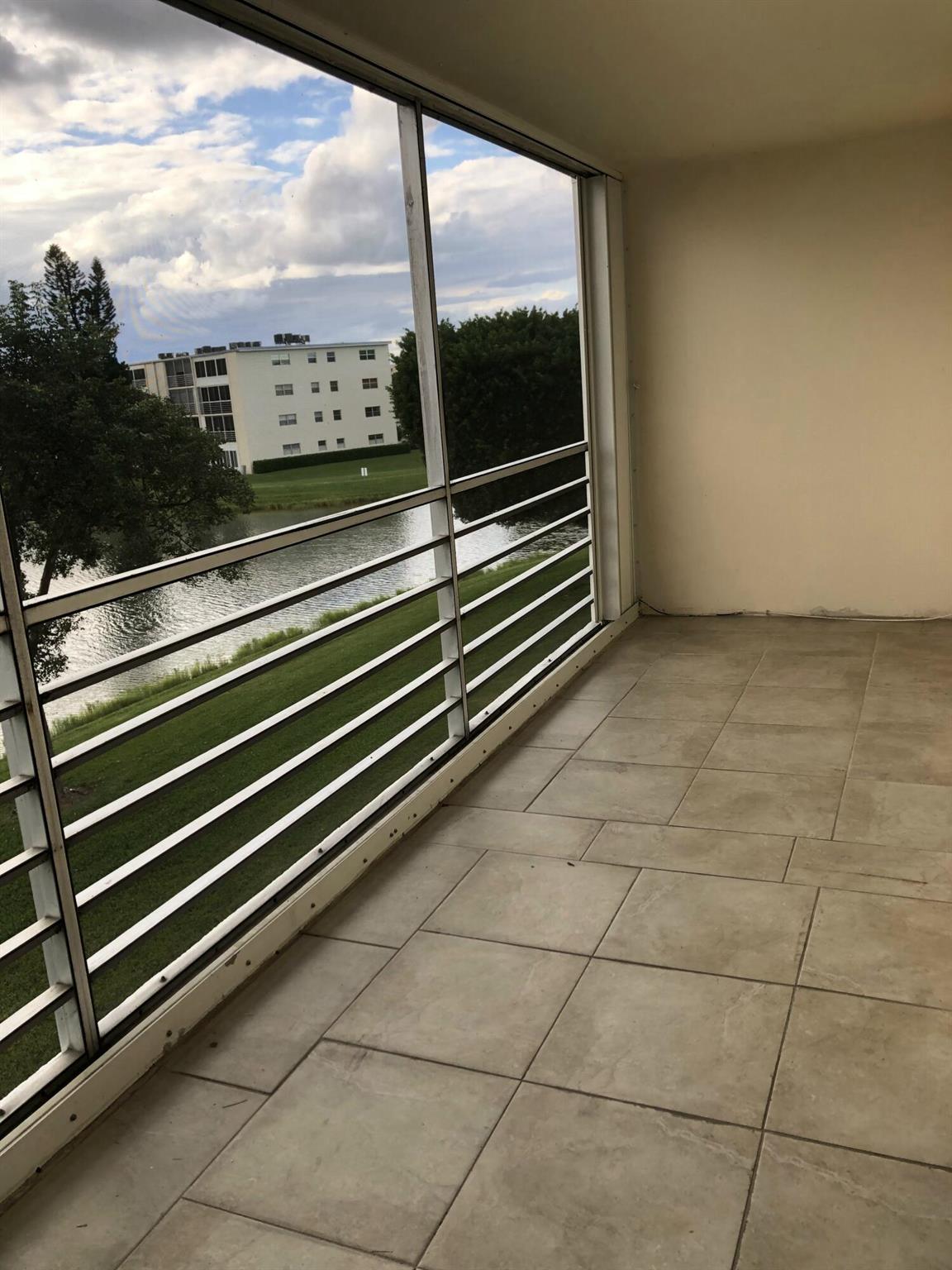 3085 Cornwall E Property Photo 8